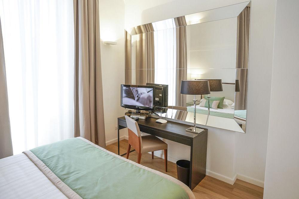 Les Diamants Spanish Steps Suite โรม ภายนอก รูปภาพ