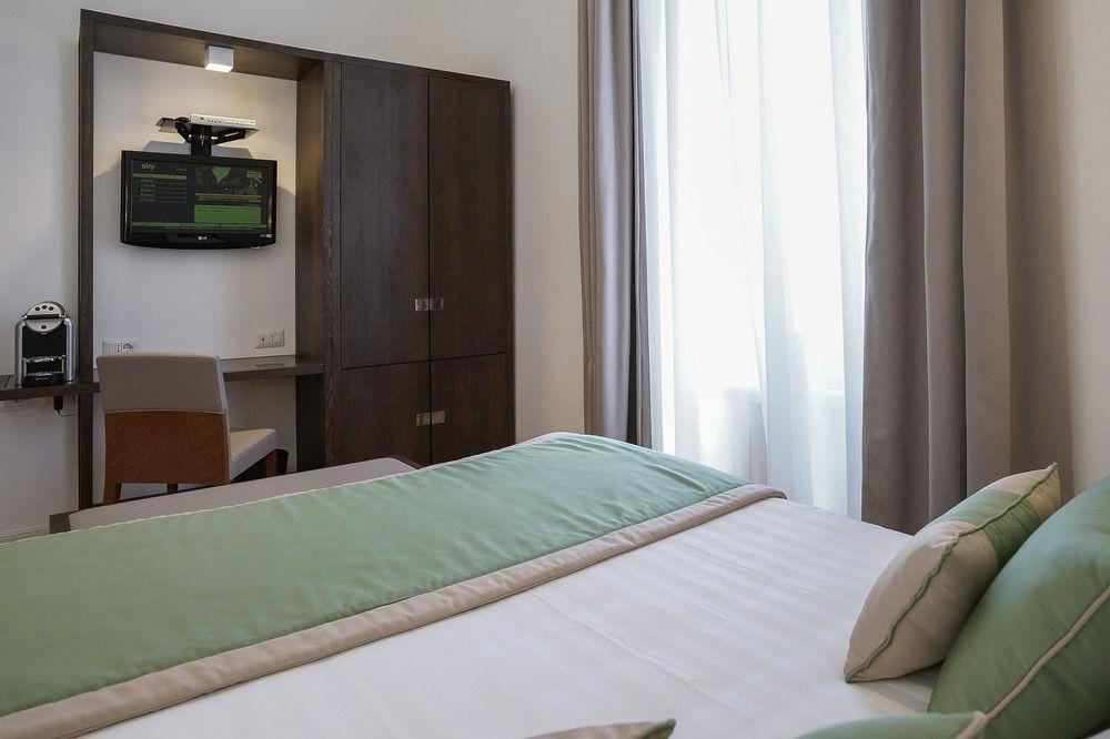Les Diamants Spanish Steps Suite โรม ภายนอก รูปภาพ