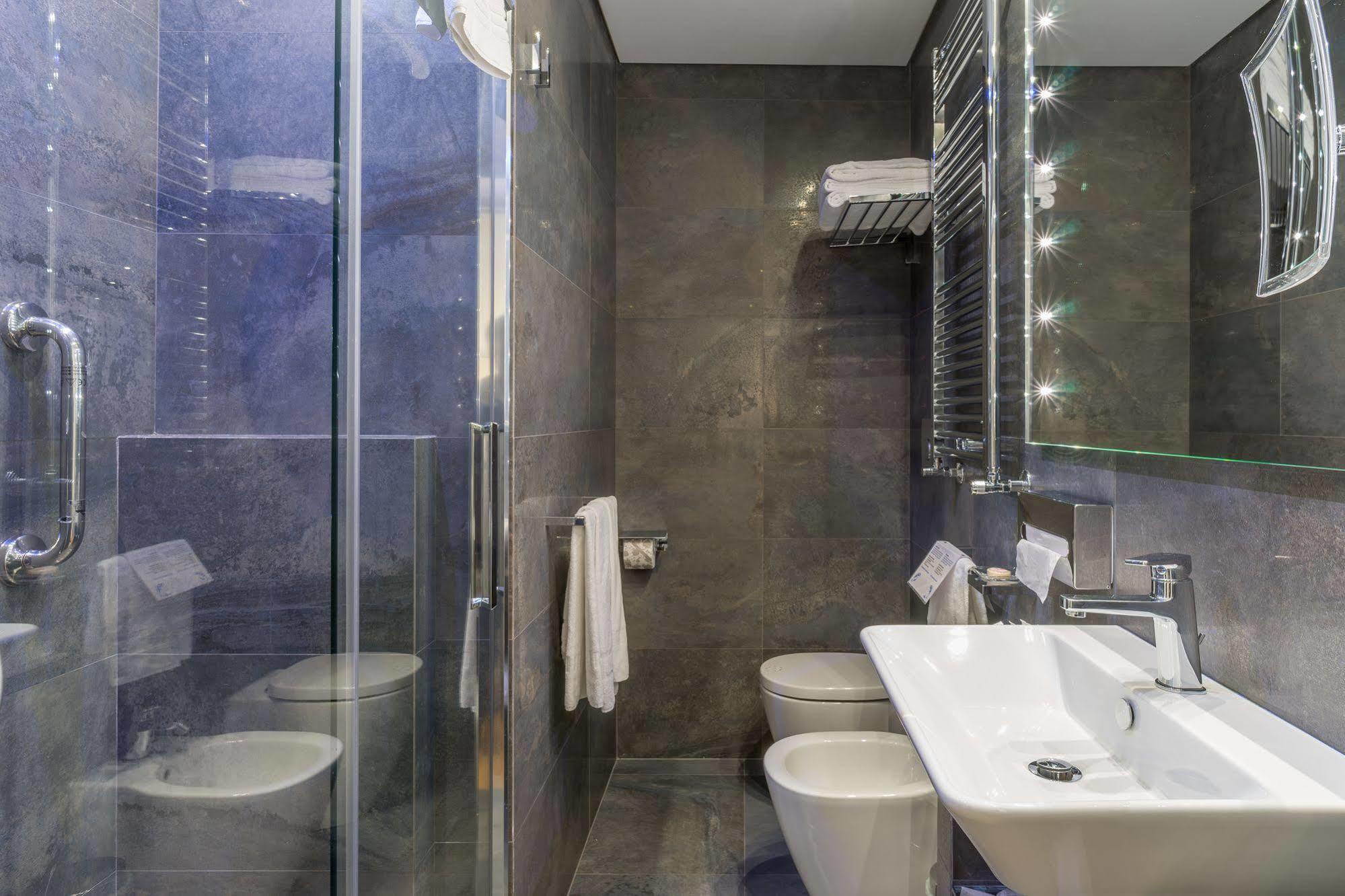 Les Diamants Spanish Steps Suite โรม ภายนอก รูปภาพ